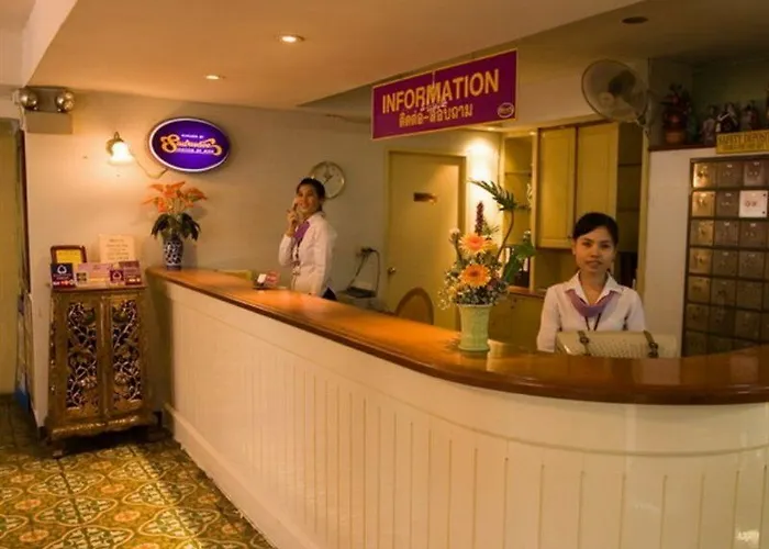 Sawasdee Hotel 2*