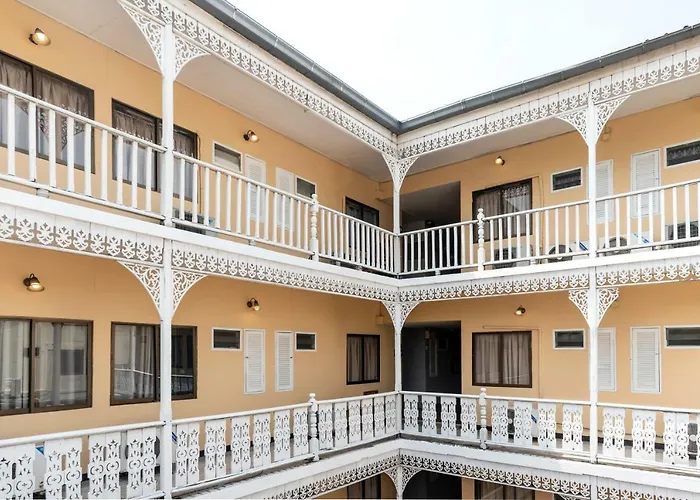Hotel Sawasdee